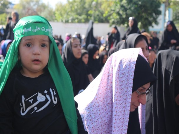 گزارش تصویری/ نوای «لایی لایی علی اصغر»در گلستان طنین انداز شد