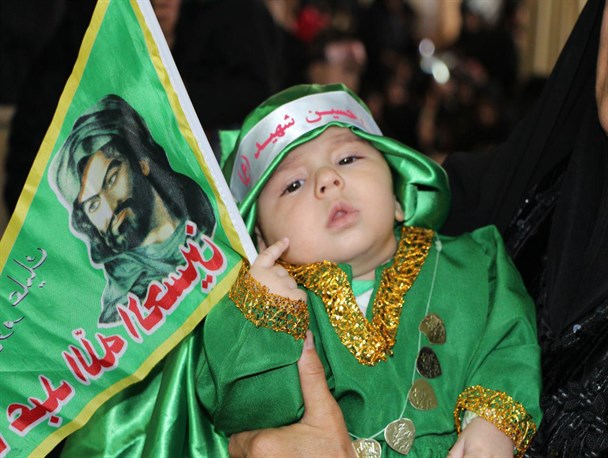 مادران شهرهای گلبهار و چناران «شیرخوارگان حسینی» را نذر قیام امام زمان (عج) کردند
