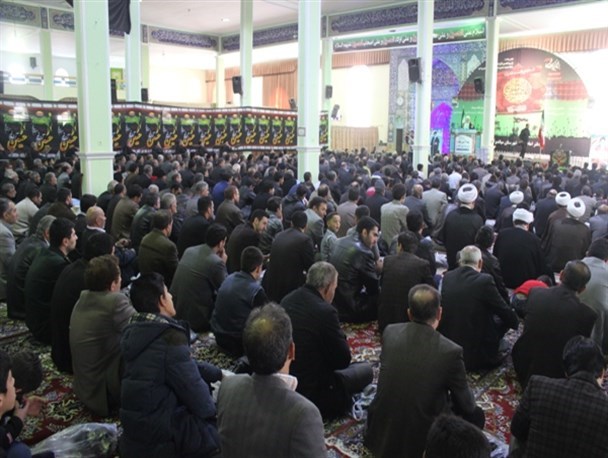 تجدید میثاق نمازگزاران میاندوآبی با بزرگ آمر به معروف و ناهی از منکر