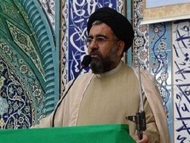 اسلام شناسی بدون عاشورای حسینی محال است / با تأسی از فرهنگ عاشورا به مقابله با تهاجم فرهنگی برویم