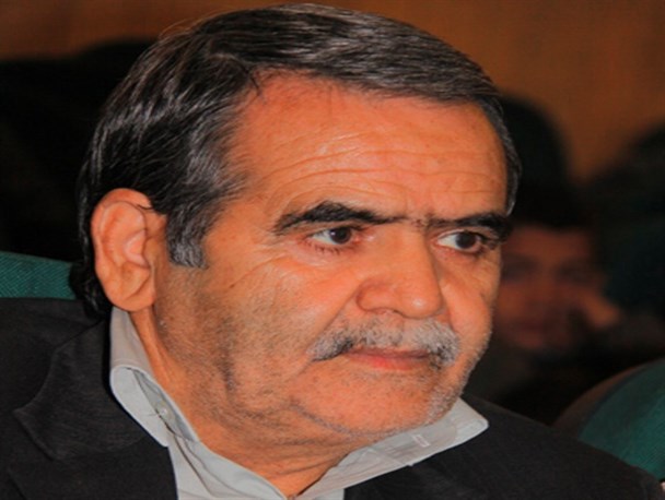 هنرمندان پیشکسوت غریب واقع شده‌اند/ امنیت نتیجه خون شهدا است