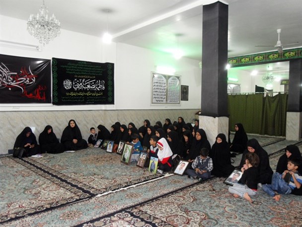 ما را تهدید می کردند تا مطالبات خود را پیگیری نکنیم/ ۲۹ خانواده کمک هزینه مسکن دریافت کردند/ تا پایان مهرماه حقوق معوقه جانباختگان واریز می شود