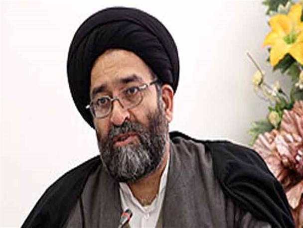 برخی مشکلات موجود به دلیل بی عرضگی برخی مسئولین ارشد است