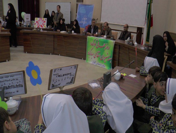 مراسم روز جهانی کودک در عجب شیر برگزار شد