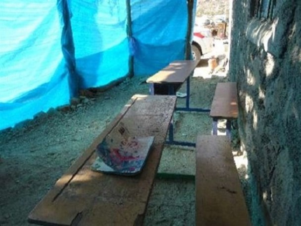 دانش آموزان بلاتکلیف روستای " زیرکل " چاروسا همچنان معلم ندارند/چشم انتظاری دانش آموزان برای آغاز سال تحصیلی پس از 16 روز
