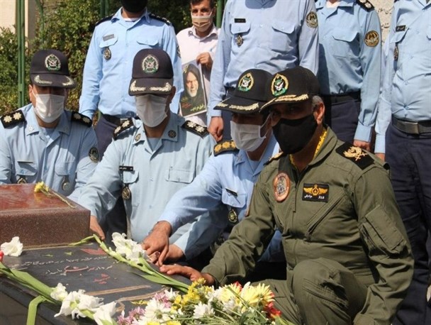 مراسم گرامیداشت سالروز شهادت حاج حسین همدانی در گلزار شهدای همدان