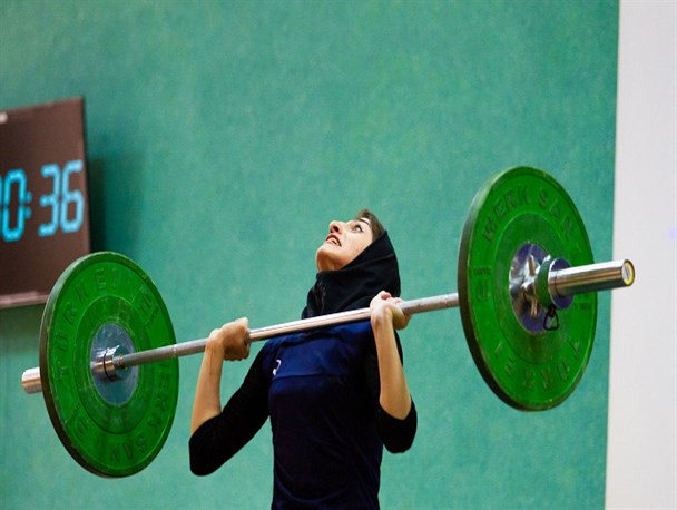 وزنه برداری نوجوانان قهرمانی جهان| ضرب نخستین مدال کاروان به نام دختران/ حسینی برنز دوضرب جهان را لیفت کرد