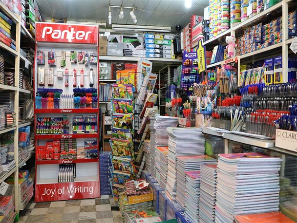 افزایش ۱۰۰ درصدی قیمت نوشت افزار/ ارائه خدمات توزیع کتب درسی در شأن دستگاه آموزشی کشور نیست