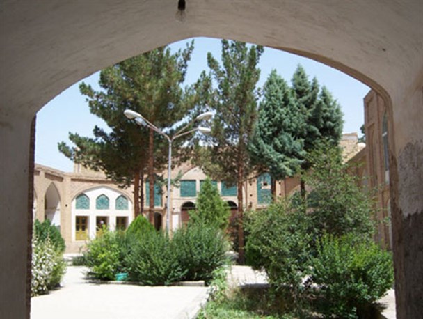 مدرسه موسویه دامغان + تصاویر
