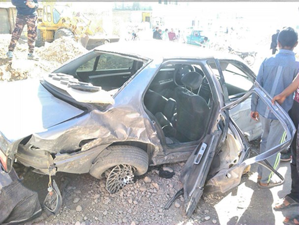 واژگونی خودرو حامل 12 تبعه افغانی غیر مجاز در سپیدان