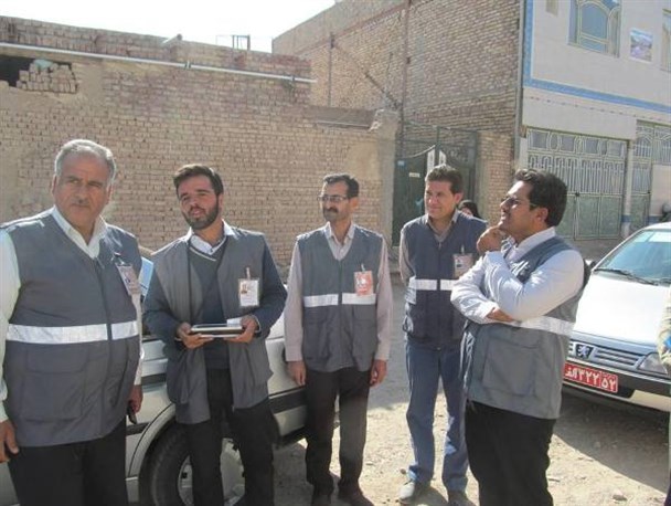 بازدید فرماندار درمیان از روند اجرای حضوری سرشماری نفوس و مسکن/ تصویری