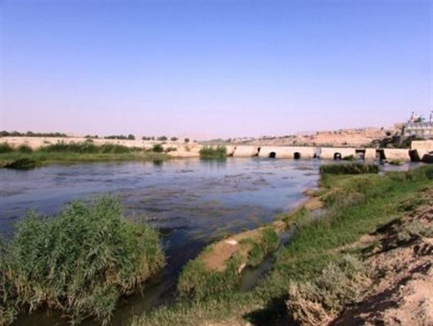 سازه‌های آبی شوشتر در گرداب فاضلاب