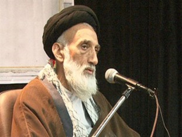 زندگی رسول اکرم(ص) و آیات قرآن مقرون به مسائل سیاسی است