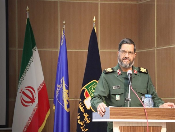 اجرای احکام الهی و دفاع از اسلام؛ درس بزرگ شهدا به مسلمانان/ پیروی از سیره شهدا لازمه تحقق بیانیه گام دوم انقلاب است