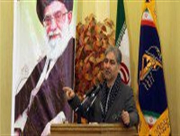 آقا مهدی انسانی بود که مخلصانه آمد و عاشقانه رفت/ موظفم از رفتار مهدی باکری تبعیت کنم