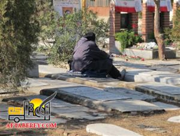 تصاویری از غربت مزار شهدای ۱۶ آذر در امام زاده عبدالله شهر ری