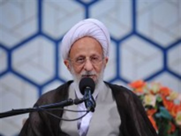 لایه‌هایی از فرهنگ مادیگرایانه در قشر فرهیخته جامعه ظهور یافته است/جای تاسف دارد که جامعه ما دچار انحطاط فرهنگی شود