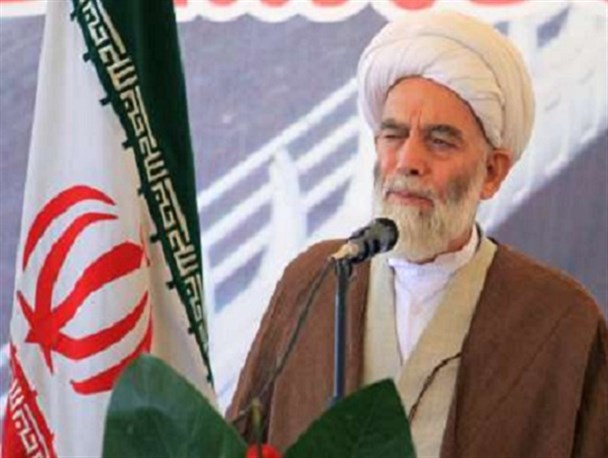 شهدا مقیاس، معیار و شاخصی برای مقایسه خود با راه حق هستند