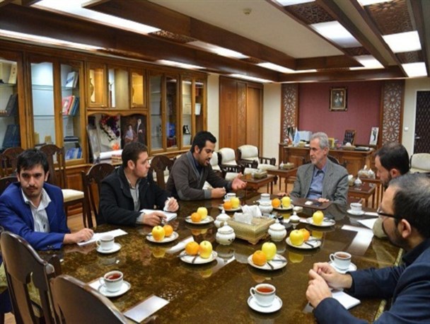 سیر دانشجوی اجتماعی به دانشجوی فرد گرا/خداحافظ سخنران جنجالی/دو راهی آئین نامه و شواری تامین در ممیزی نشریات و تصمیم دانشگاه