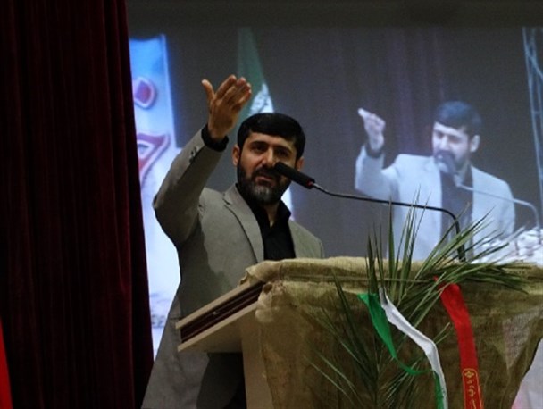 جلسه ای که در شان شهدا نیست برگزار نکنید/سنگر وخارکریز را در مناطق جنوب با لودر صاف کردند