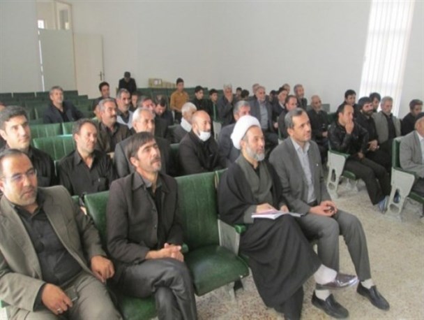 همایش مداحان و شعرای آیینی شهرستان ماهنشان برگزارشد