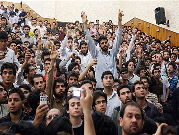 جنبش های دانشجویی پیشرو یا دنباله رو