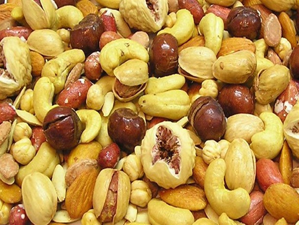 رکود بی سابقه در بازار رشت/ آجیل شب یلدا از 14هزار تا 65 هزار تومان!