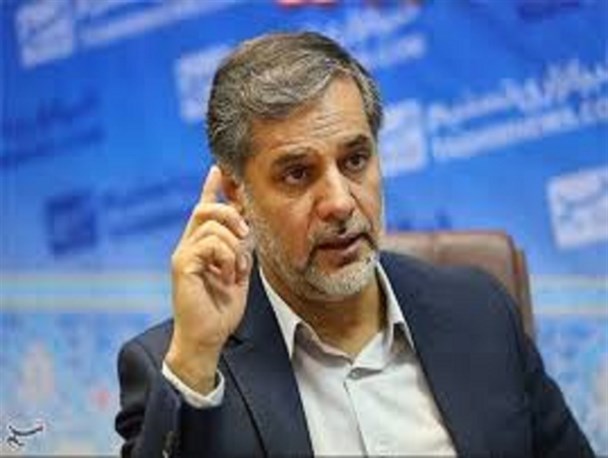 با ماشین یک میلیاردی نمی‌شود یادگار امام بود/ واکنش به برداشتن عمامه موسوی‌لاری/ بعضی نمایندگان می‌دوند تا با رئیس جمهور عکس بگیرند
