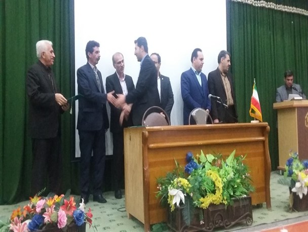 پژوهشگران برتر دانشگاه لرستان تجلیل شدند+تصاویر