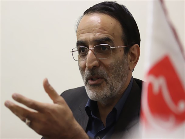 عادی سازی جنگ با ارزش های دینی در دولت یازدهم /سانتریفیوژهای خاموش و دانشمندان بیکار؛ حاصل نابودی صنعت هسته ای کشور/ غوغای نفوذ در دولت یازدهم