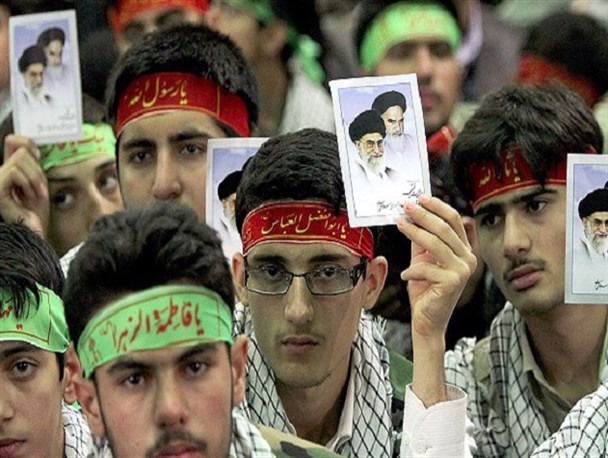 اقدام انقلابی؛ خواسته جوانان در واکنش به نقض «برجام»