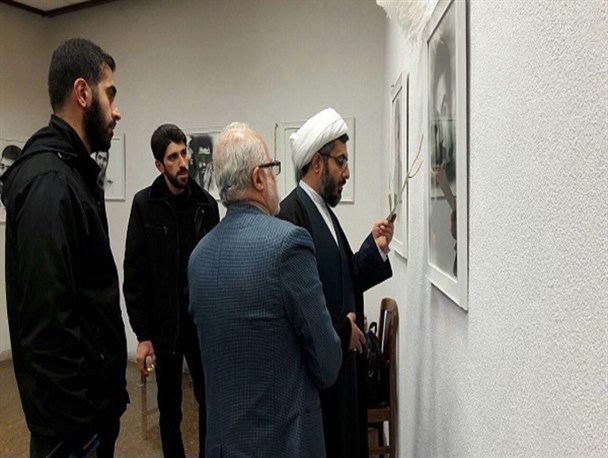 رونمایی از نقاشی چهره پنج شهید مدافع حرم شهرستان دماوند+تصاویر