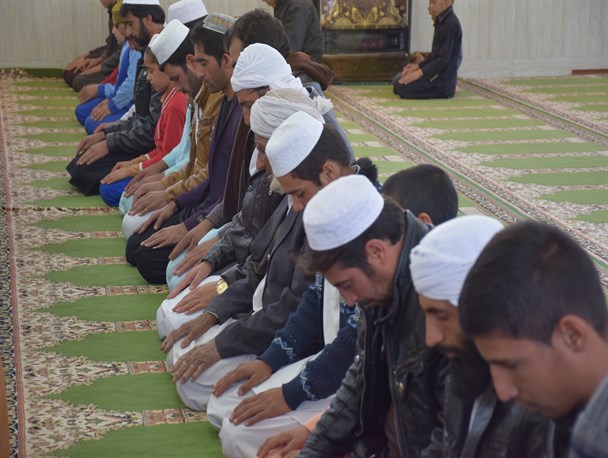 اقامه نماز وحدت در میبد+تصاویر