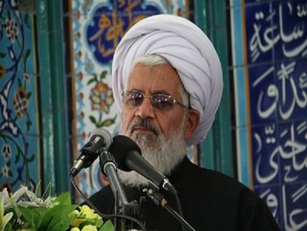 دانشجوی انقلابی باید مجهز به تقوای علمی و سیاسی باشد/حامیان حقوق بشر در مقابل کشتار مردم یمن روزه سکوت گرفته اند