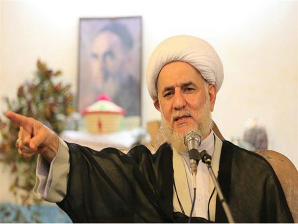 فتنه گران روز دانشجو را به روز کنسرت تبدیل کرده اند/ دانشگاه باید محل آرمانخواهی باشد
