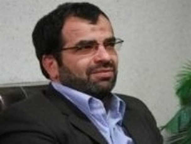 تولید آثار فاخر هنری موجب ترویج فرهنگ اقامه نماز می شود
