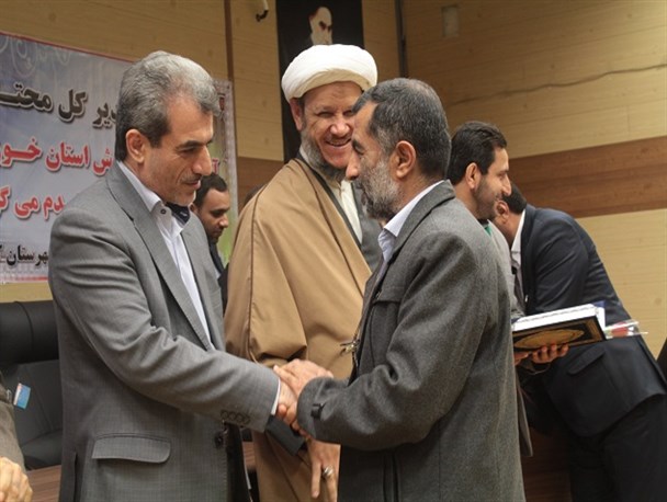 مراسم تجلیل از بازنشستگان آموزش و پرورش شهرستان کارون برگزار شد +تصاویر