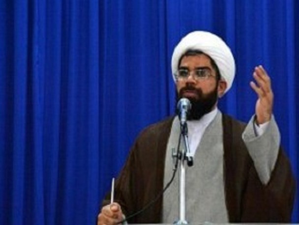 خودباوری و بی نیازی به بیگانه با اقتصاد مقاومتی امکان پذیر است