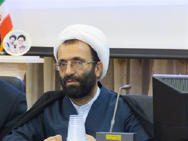 انتساب به رئیس جمهور نباید حاشیه امن ایجاد کند/ آقای روحانی برای بررسی اتهامات برادرش با دستگاه قضا همکاری کند
