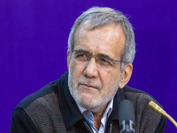 عده‌ای از نمایندگان با استیضاح وزیر راه مخالفت می‌کنند/ نمایندگان خواستار پاسخگویی مسئولین به مردم درباره مسببین حادثه دردناک قطار هستند