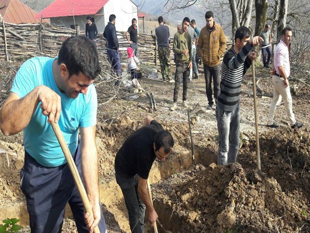 اجرای برنامه "جمعه در روستا" توسط جوانان رمز موفقیت روستای سنه کوه