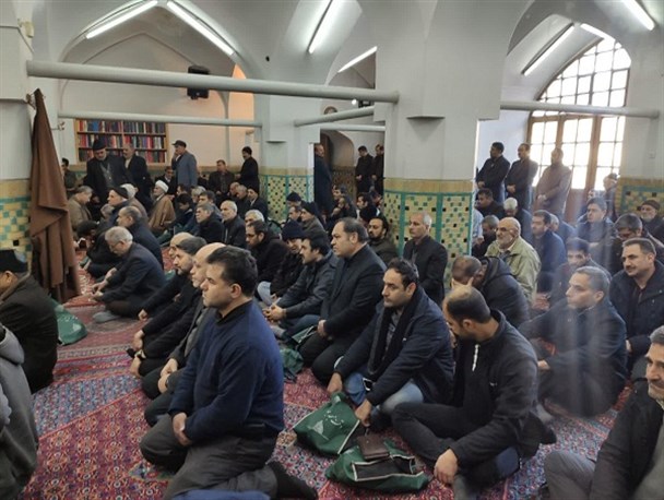 حضور گسترده بازاریان زنجان در مراسم بزرگداشت شهید سلیمانی