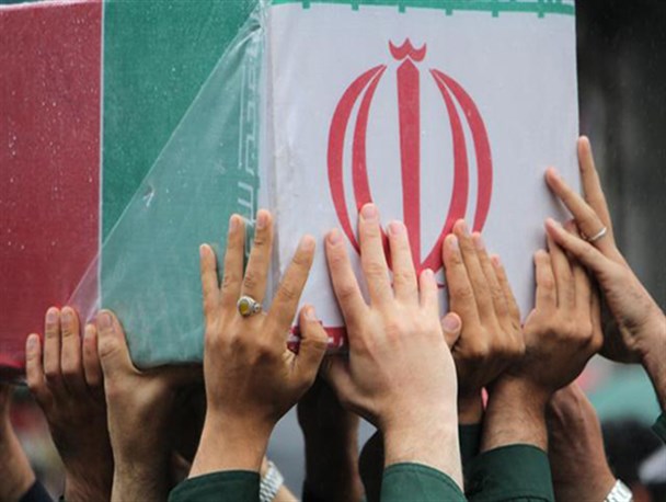 توسل به حضرت زینب(س) دلم را آرام می‌کرد/ مدافعان حرم یادآور رشادت‌های پدرم هستند