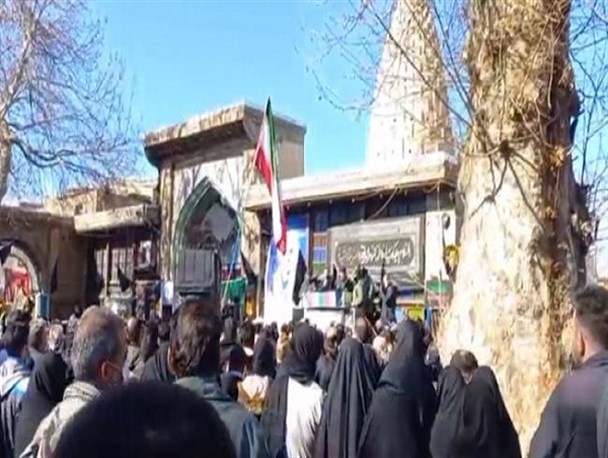 تشییع پیکر مطهر شهید گمنام در امامزاده جعفر(ع) بروجرد