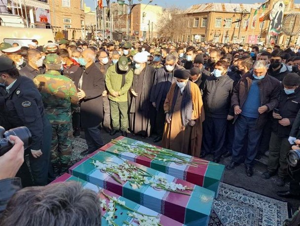 تشییع پیکر مطهر ۴ شهید گمنام دوران دفاع مقدس در ارومیه