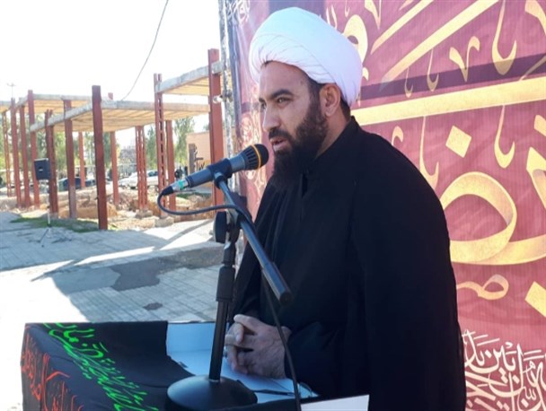 اجتماع بزرگ عزاداران فاطمیه در حرم حضرت احمدابن اسحاق (ره) سرپل‌ذهاب