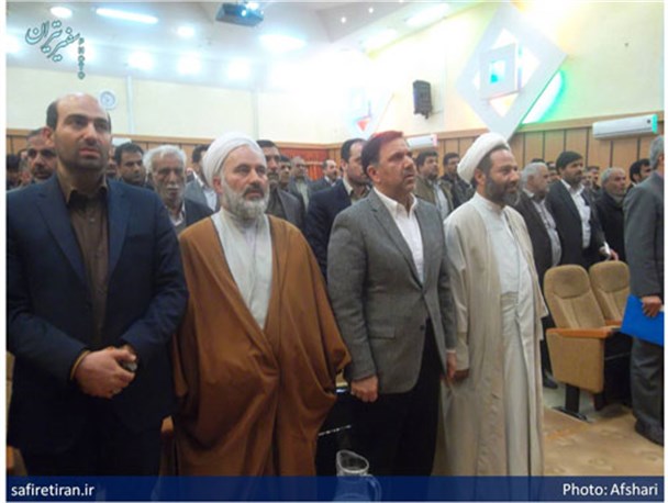 استقبال از وزیر راه در مراسم شورای اداری شهرستان تیران و کرون/ تصاویر