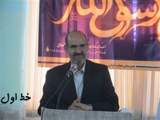 برگزاری همایش ترویج حجاب برتر و نقش زنان در انقلاب اسلامی در دبیرستان ریحانه زاهدان+عکس