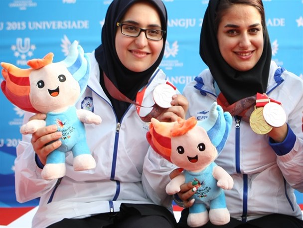 تقدیر جمعی از بانوان استان خراسان جنوبی از نجمه خدمتی