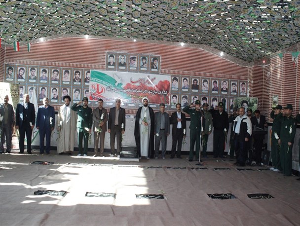 مسئولان شهرستان قرچک با آرمان های شهدا تجدید میثاق کردند+ تصاویر